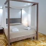 Panzió Lucente & 3*