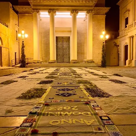 ベッド・アンド・ブレックファスト Lucente & 4*