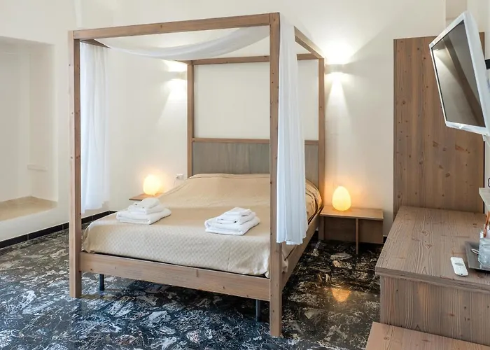 לינה וארוחת בוקר Lucente & אוג'נטו